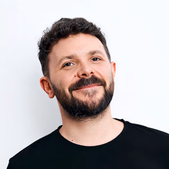 Román Paparella